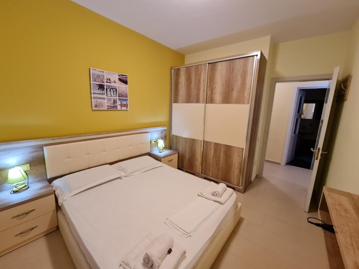 Holiday Apartments Влёра Экстерьер фото