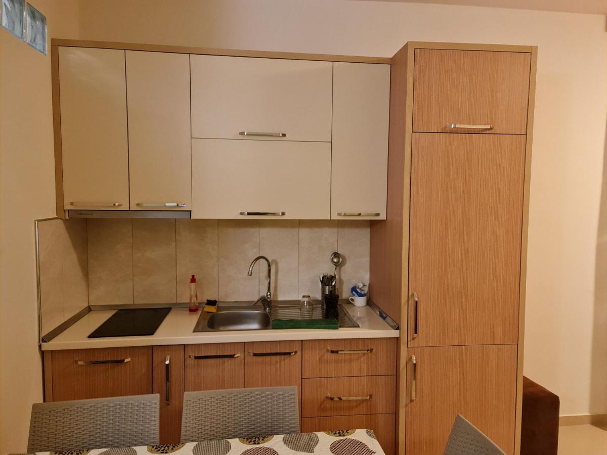 Holiday Apartments Влёра Экстерьер фото