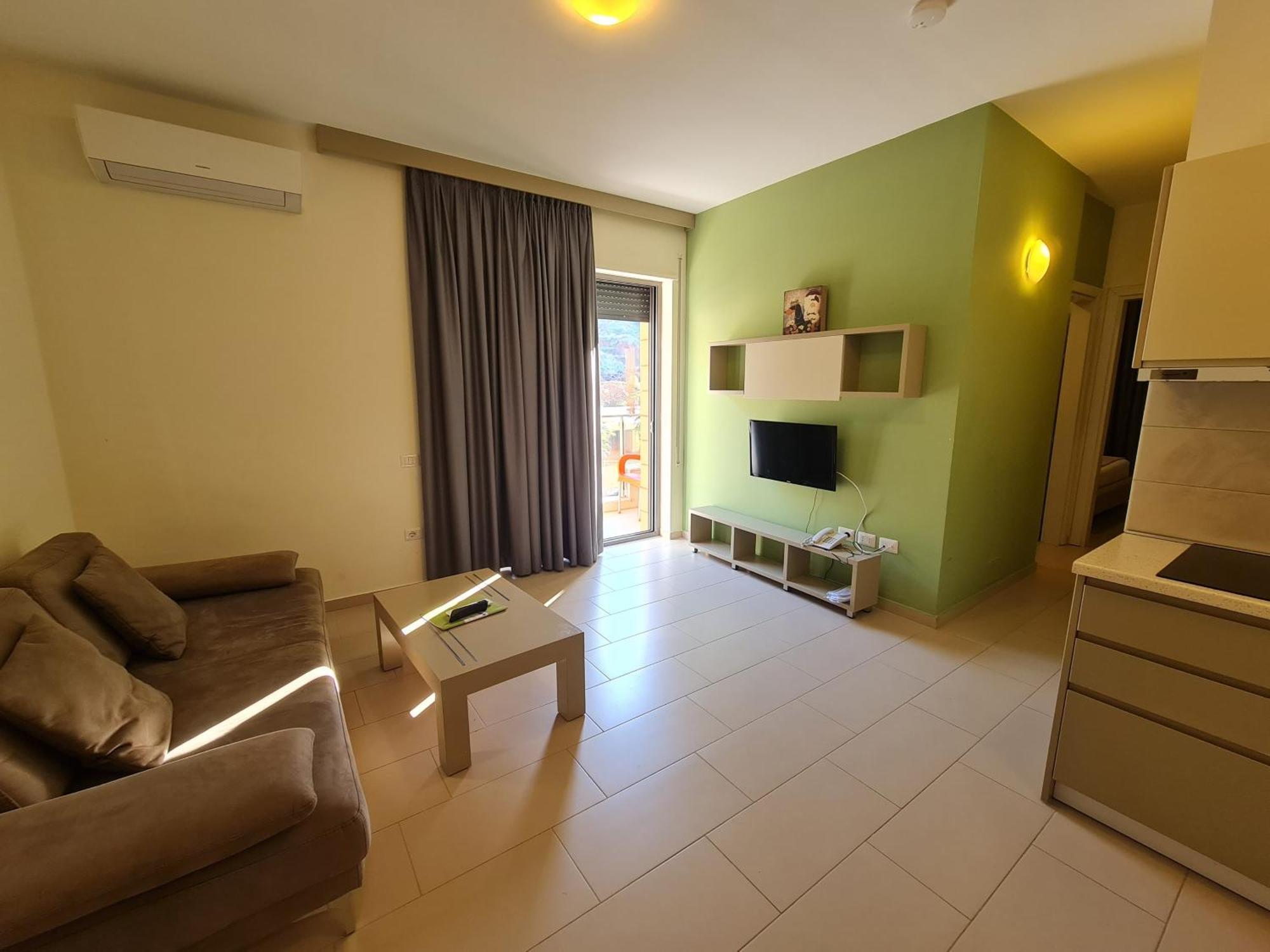 Holiday Apartments Влёра Экстерьер фото