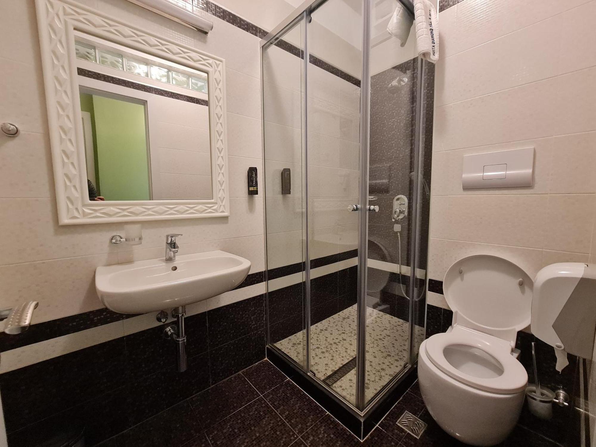Holiday Apartments Влёра Экстерьер фото