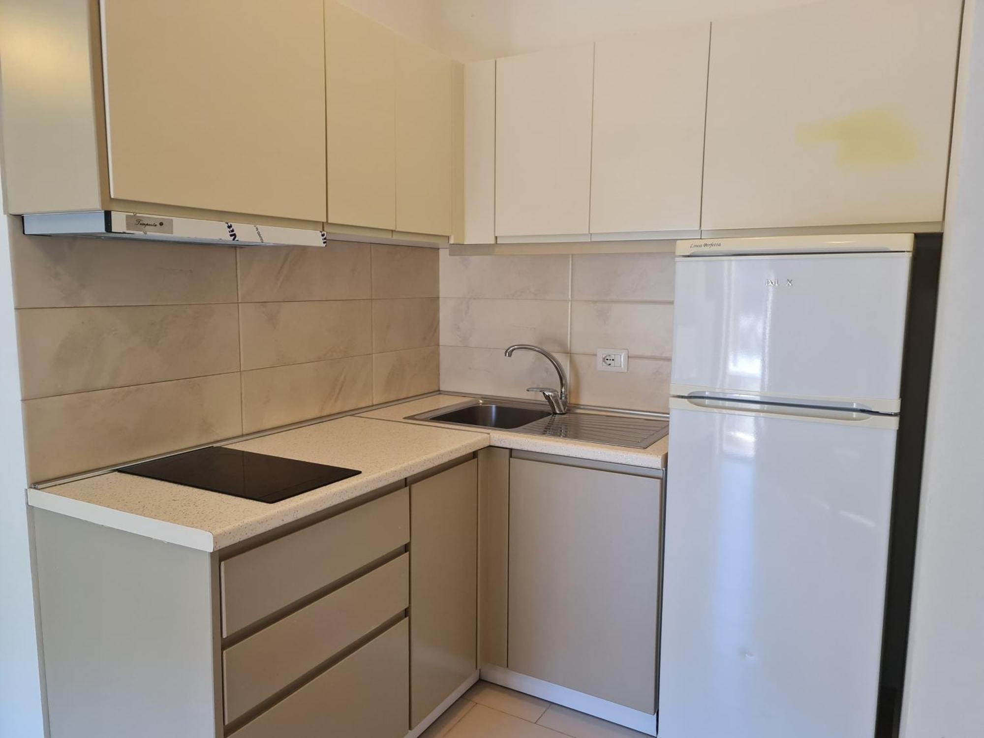 Holiday Apartments Влёра Экстерьер фото